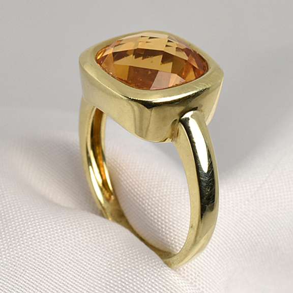 Chic Bezel Set Citrine Ring in 14K YG