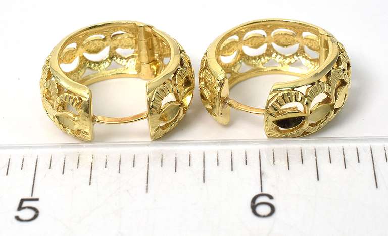 Ornate 14KT Yellow Gold Hoop Earrings