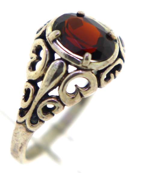 Sterling Silver Red Garnet Ring