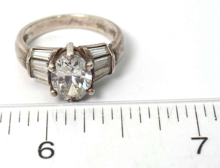 Dazzling CZ Ring in Sterling Silver