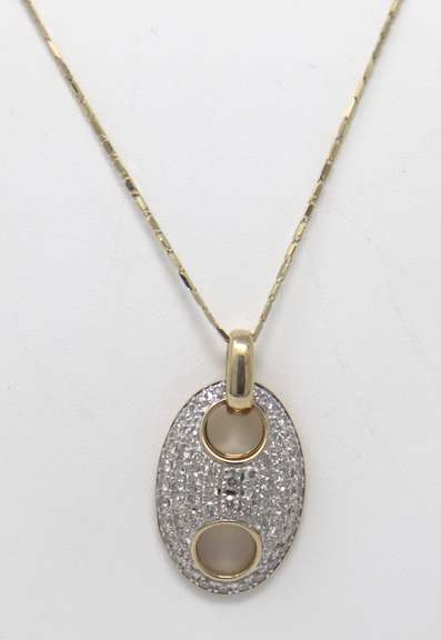 Gorgeous Puffed Diamond Gucci Link Pendant