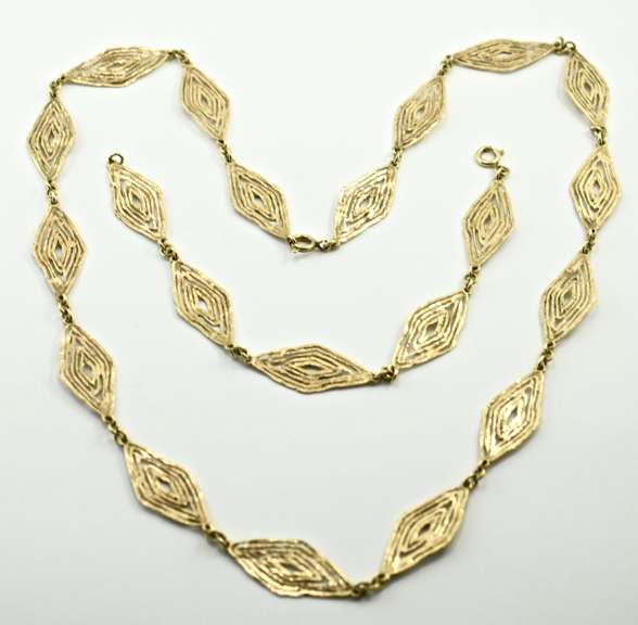 Wonderful Artsy 18K Necklace and  Bracelet Set