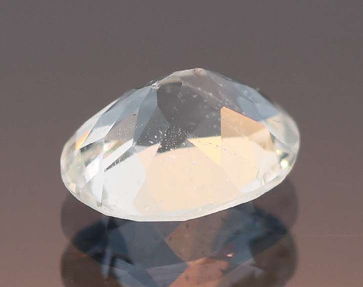 Dazzling 3.15ct diamond white Topaz