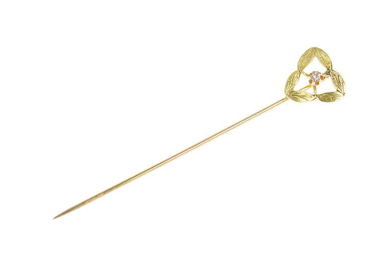 14K Yellow Gold Diamond Inset Etched Ornate Leaf Design Stick Pin