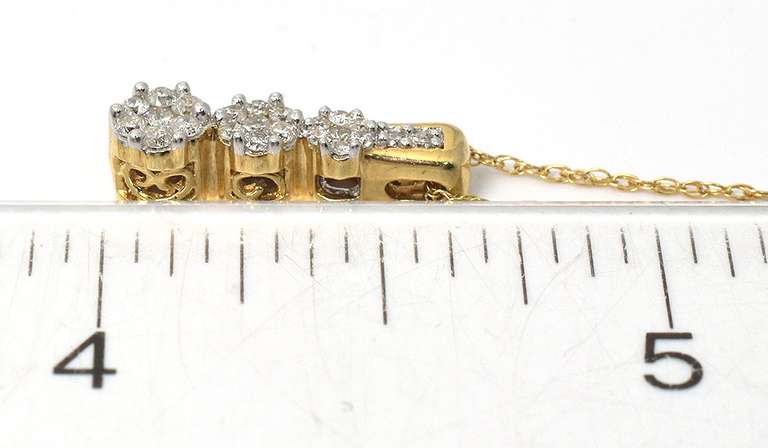 Glittering Diamond Cluster Necklace in Yellow Gold