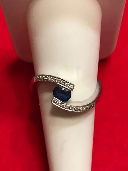 LADIES 14K WHITE GOLD SAPPHIRE AND DIAMOND RING