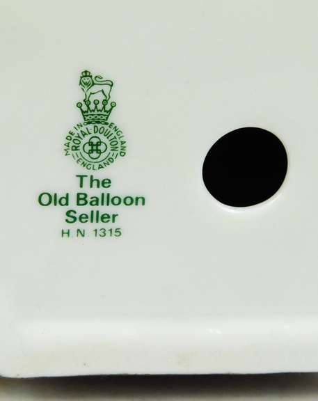 Vintage Royal Doulton The Old Balloon Seller
