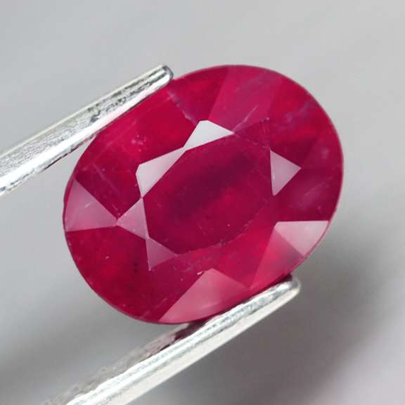 Vivid blood red 3.16ct Ruby from Madagascar