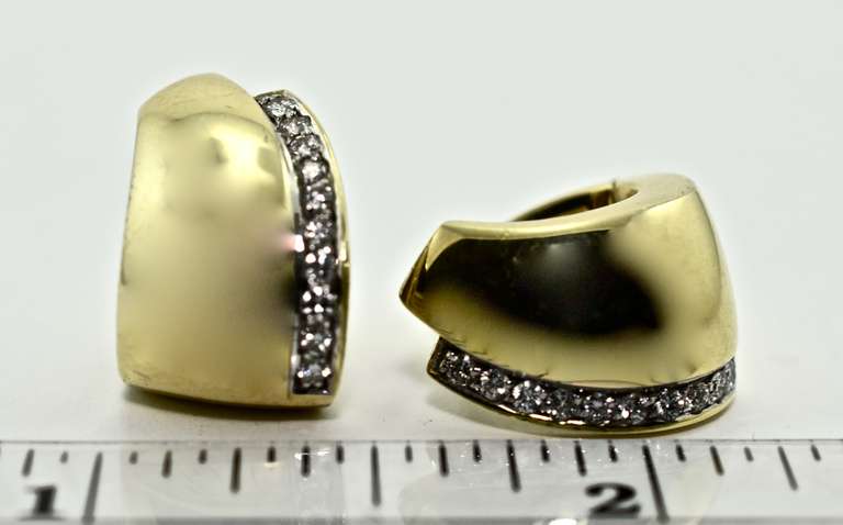 Elegant Yet Practical 14K Diamond Huggies