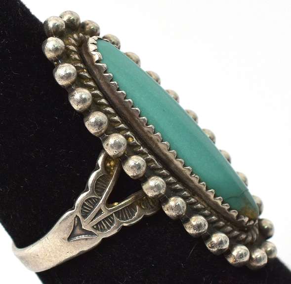Beautiful Turquoise Ring in Sterling Silver