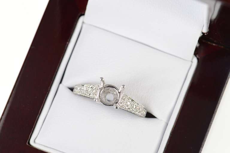 18K White Gold 6.5mm Diamond Engagement Setting Semi Mount Ring