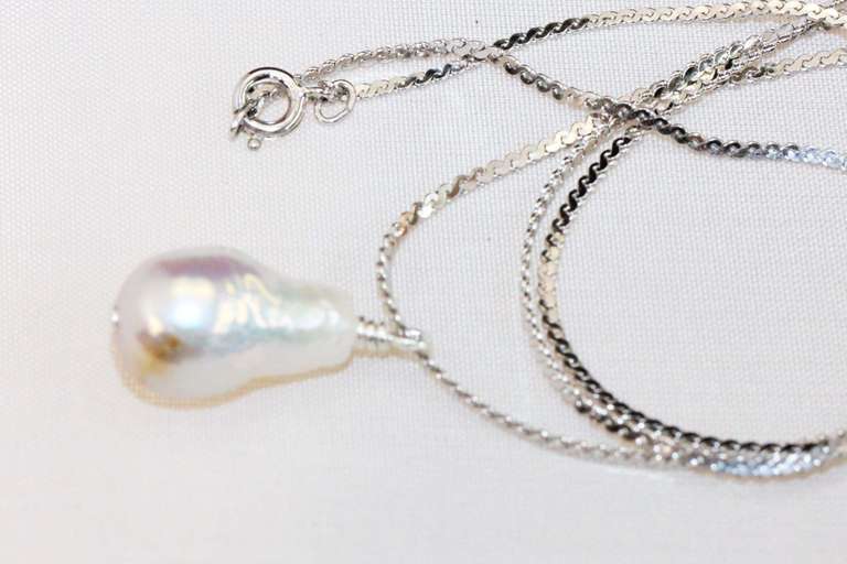 Alluring Natural Color Pearl on Sterling Chain