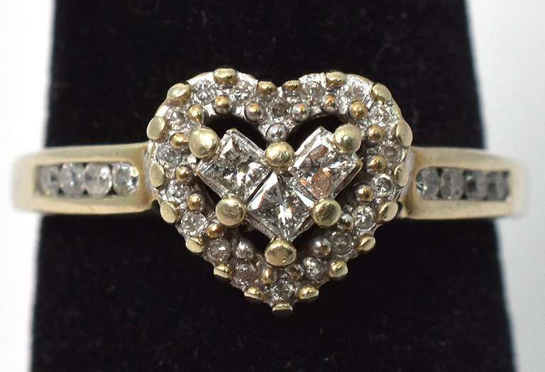 Adorable Diamond Heart Ring in White Gold