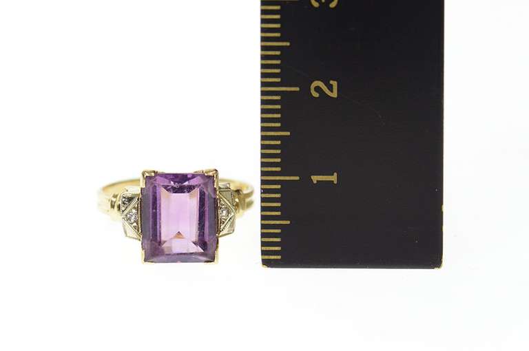 10K Yellow Gold 1940's Ornate Amethyst Diamond Accent Ring