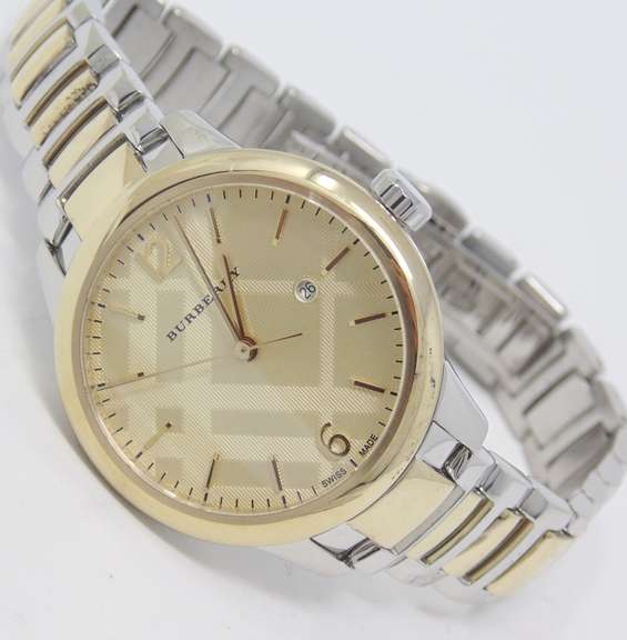 Burberry Swiss the Classic Round Twotone Bracelet