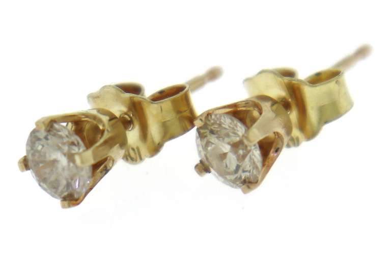 Classic Yellow Gold Diamond Stud Earrings