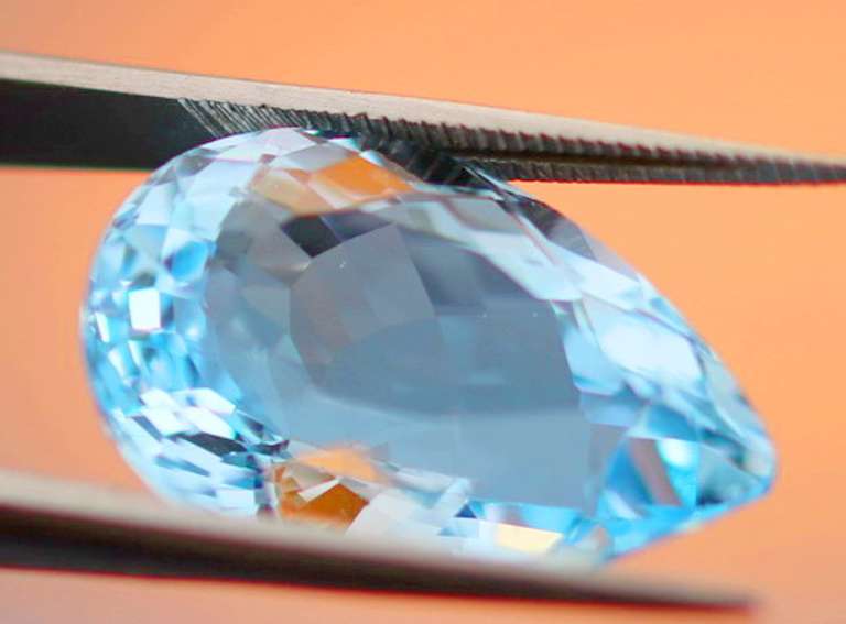 Substantial 13.47ct VS Swiss blue Topaz