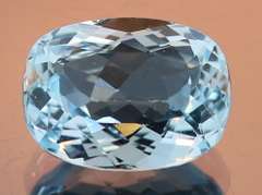 Brilliant 6.12ct cushion cut platinum blue Topaz