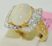 18kt Yellow Gold Opal & Diamond Ring