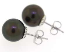 Fancy White Gold Black Pearl Stud