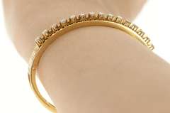 14K Yellow Gold 1.20 Ctw 1930's Diamond Ornate Classic Bangle Bracelet