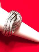 LADIES 14K WHITE GOLD DIAMOND TWIST DESIGN RING