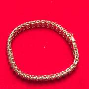 LADIES 14K GOLD AND DIAMOND BRACELET