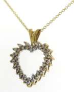 Gorgeous 14kt Yellow Gold Diamond Heart Shaped Necklace
