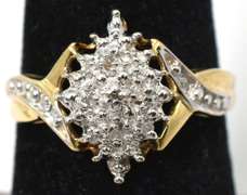 Eye-Catching Diamond Accent Cluster Ring in Yellow Gold