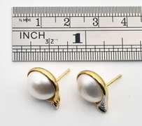 Well Made 14k Mobe Pearl Earrings