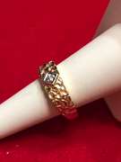 MEN'S 10K GOLD AND DIAMOND CUT RING