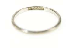 18K White Gold 1.8mm Art Deco Ornate Wedding Band Ring