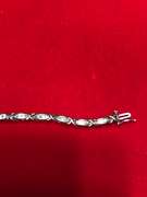 LADIES 14K WHITE GOLD DIAMOND BRACELET