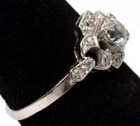 Dazzling Vintage Diamond Ring in Platinum