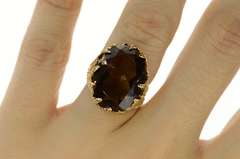 10K Yellow Gold Retro Textured Leaf Motif Smoky Quartz Ring