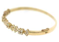 Dreamy 18kt YG 2CTW Round Brilliant Cut Diamond Bangle