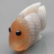 Gorgeous 25.27ct striped Agate and Sapphire carving