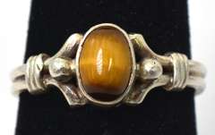 Lovely Agate Ring in Sterling Silver