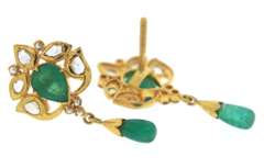Strong 22kt Rose Cut Diamond & Emerald Diamond Earrings