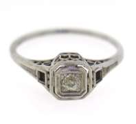 Vintage 18kt Old Mine Cut Diamond Ring