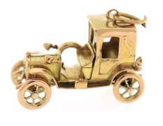 Charming 18kt Vintage Car Charm
