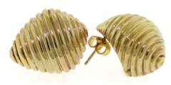 Nice Yellow Gold Honey Comb Earrings