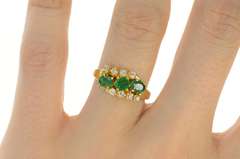 18K Yellow Gold 0.73 Ctw Natural Emerald Diamond Wavy Ring