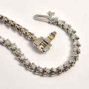 Feminine Straight Line WG Diamond Bracelet