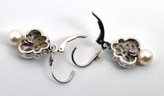 Femine WG Dangle Pearl Dangle Earrings