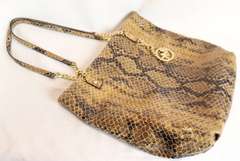 Micheal Kors Jet Set Chain Shoulder Tote