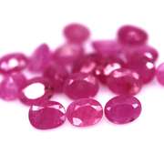 Vivid 6.26ct reddish pink Ruby set from Madagascar