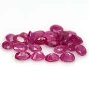Fantastic 5.58ct HEATED ONLY Burmese Ruby set