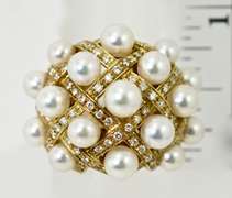 Eye-Catching 18K Pearl and Diamond Cluster Ring