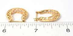 Captivating 14KT Yellow Gold Hoop Earrings